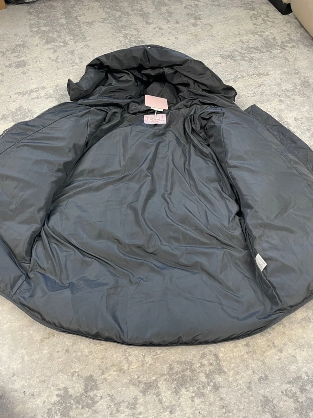NWT TOAST Society Pluto Puffer Jacket Black with Hood Sz M